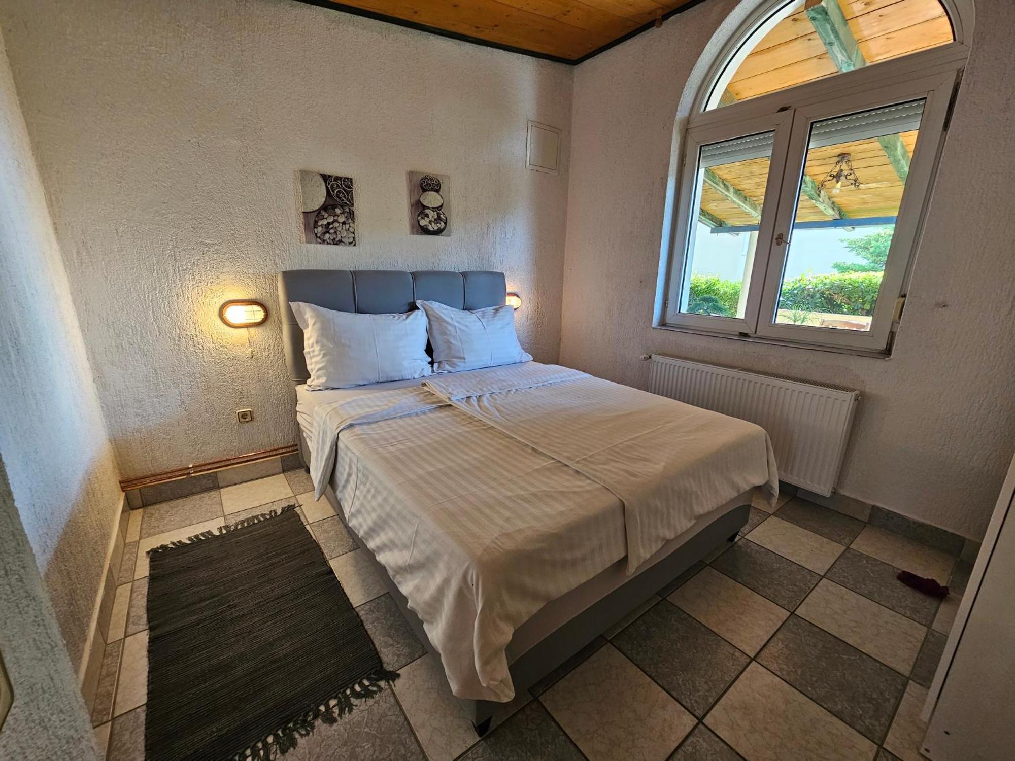 Apartmani Sanja Klenovica Kültér fotó